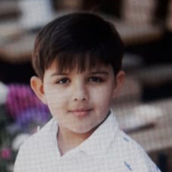 Meet your Posher, Nina - Picture 1 of 1